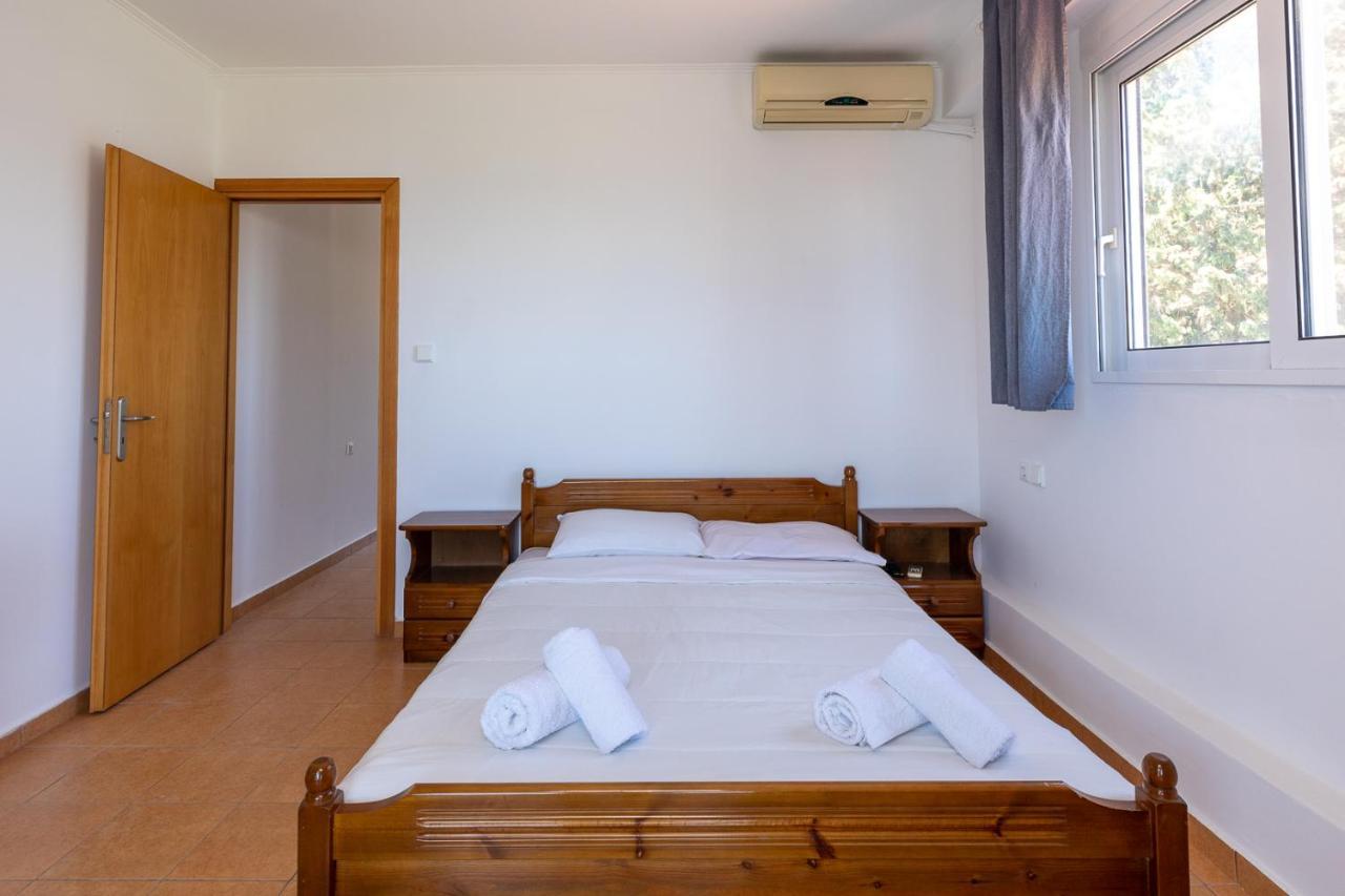 Plastiras Sea View Apartments أرخانجلوس المظهر الخارجي الصورة