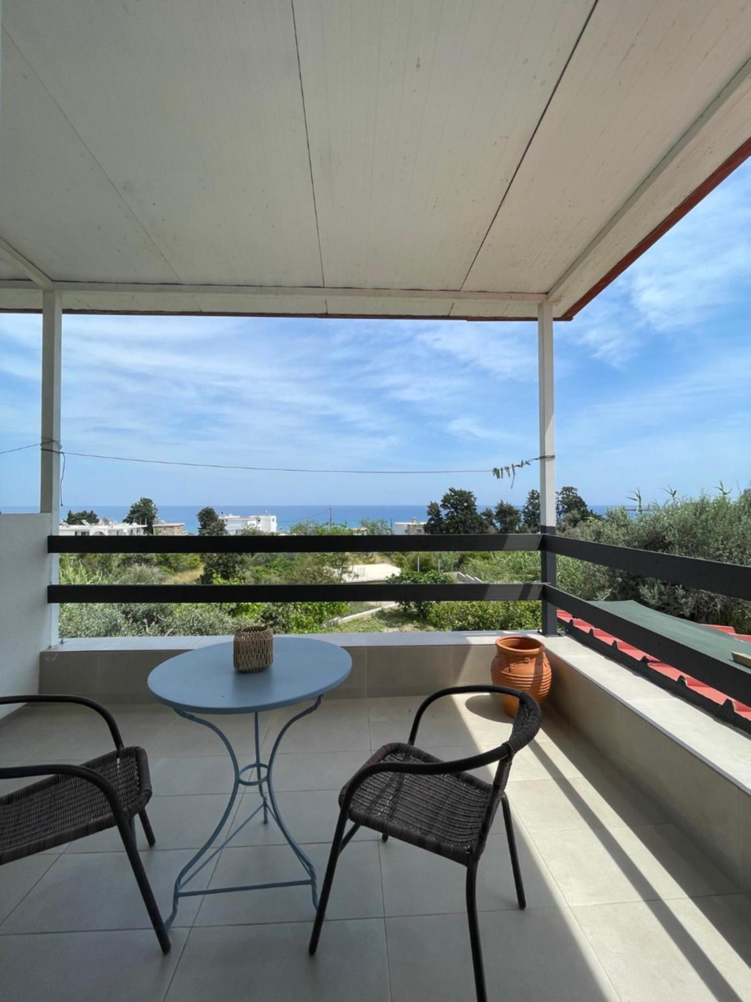 Plastiras Sea View Apartments أرخانجلوس المظهر الخارجي الصورة
